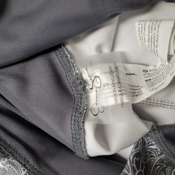 Jessica Simpson Active Shorts - Picture 5 of 5